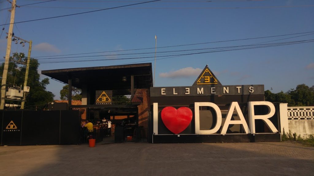 elements club